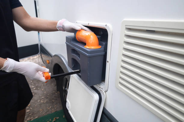 Portable Toilet Options We Offer in Lithopolis, OH